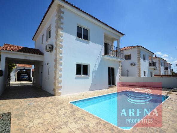 villa to let
