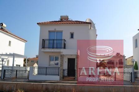 villa to let 4