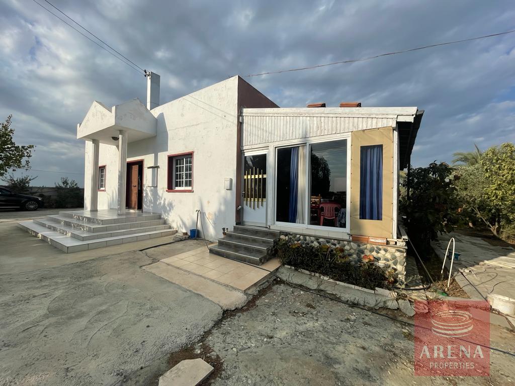 2 BED BUNGALOW IN PERVOLIA