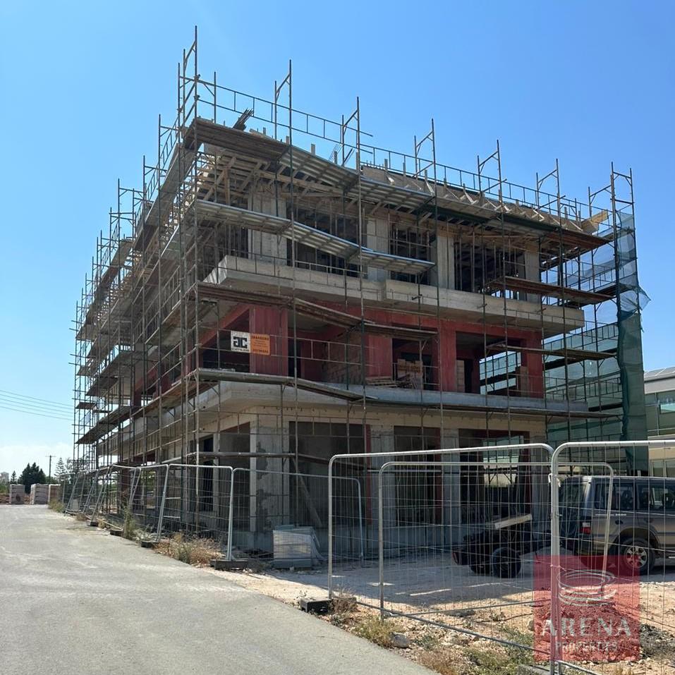 1 new 2 bed apartments in derynia for sale 6400 1