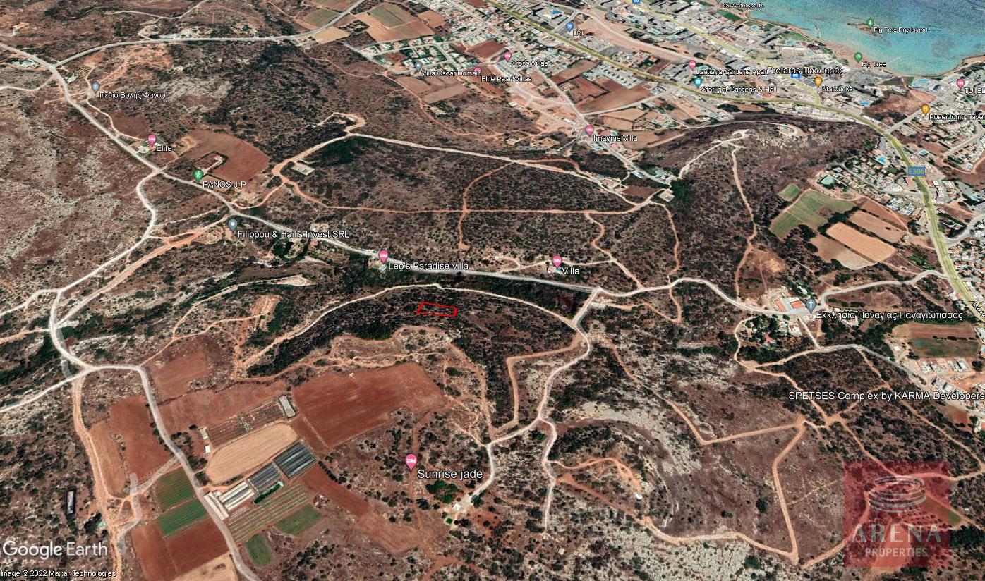 Land in Paralimnni for sale