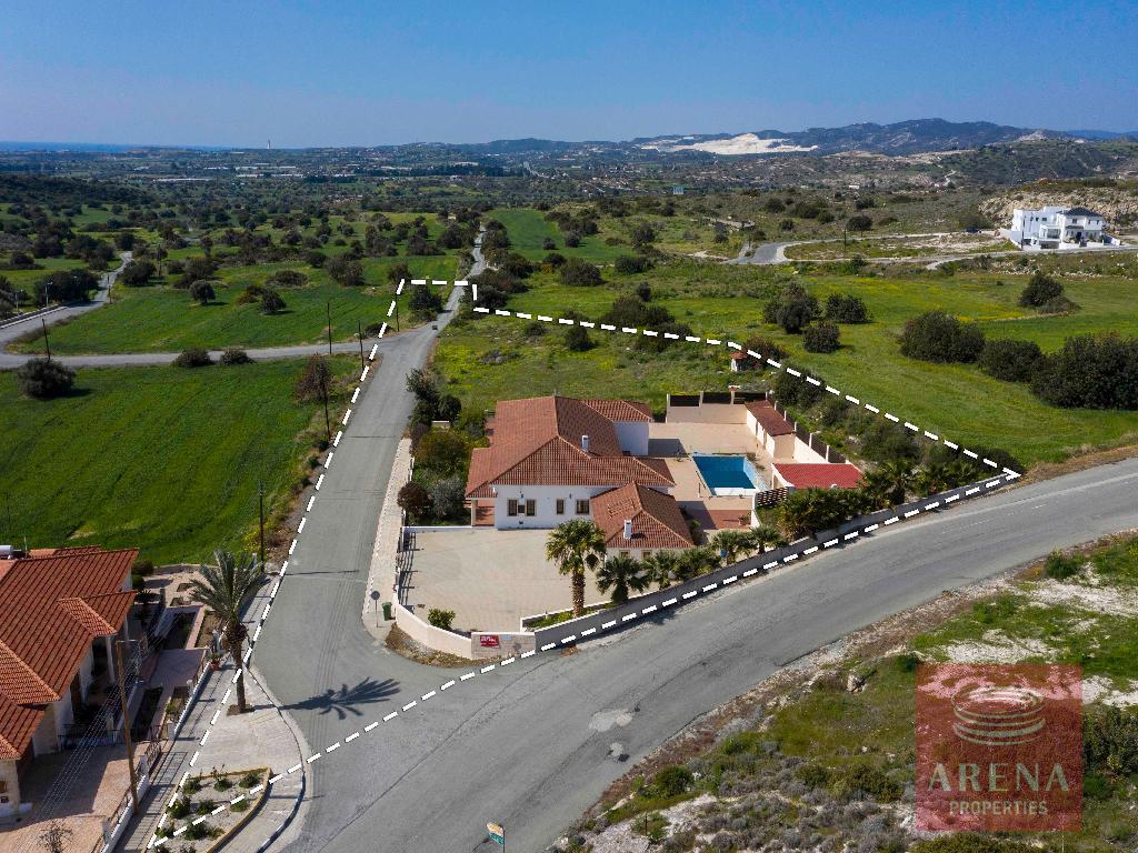 1 4 BED BUNGALOW INPSEMATISMENOS 6467