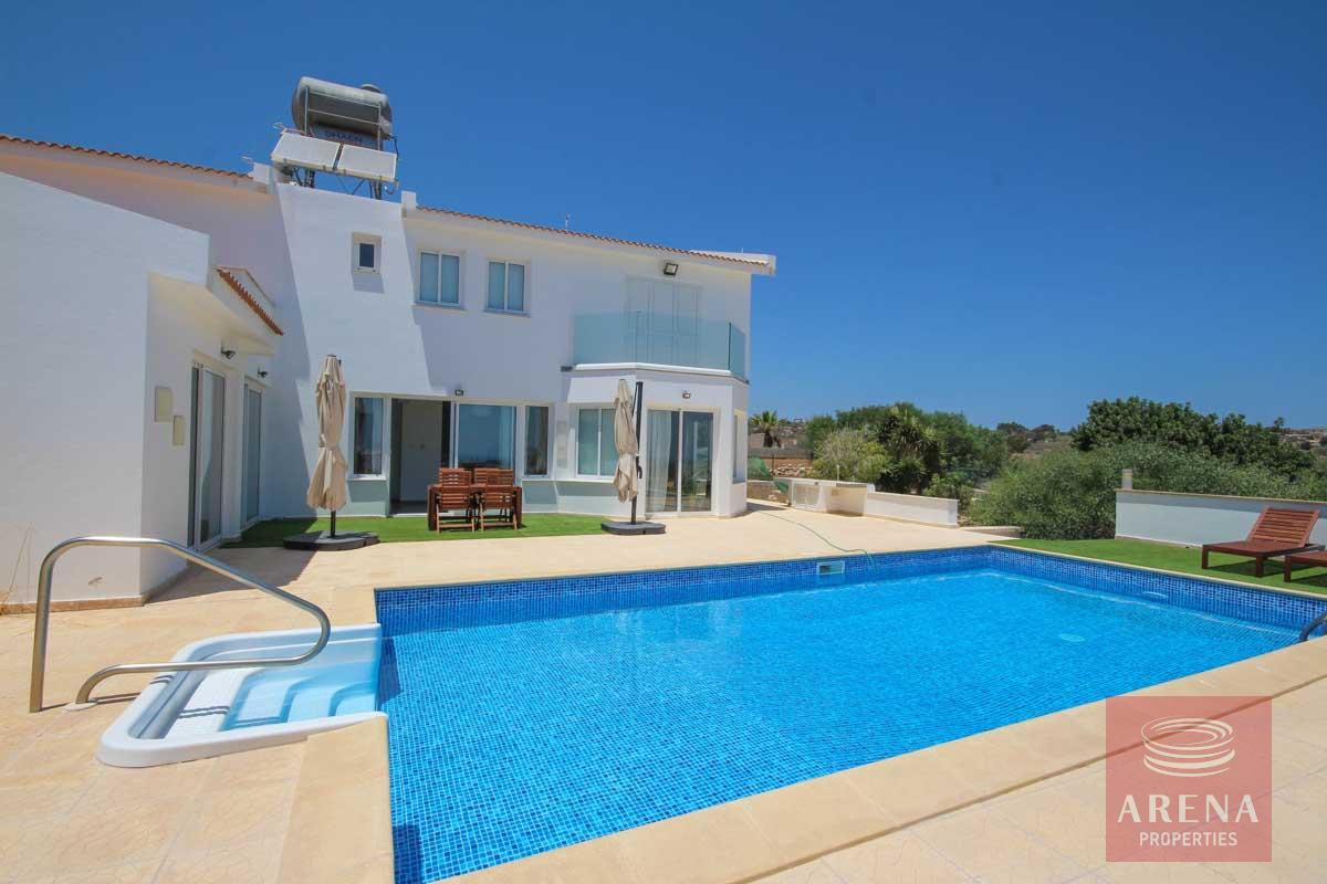 4 BED VILLA FOR SALE IN CAPE GRECO - POOL