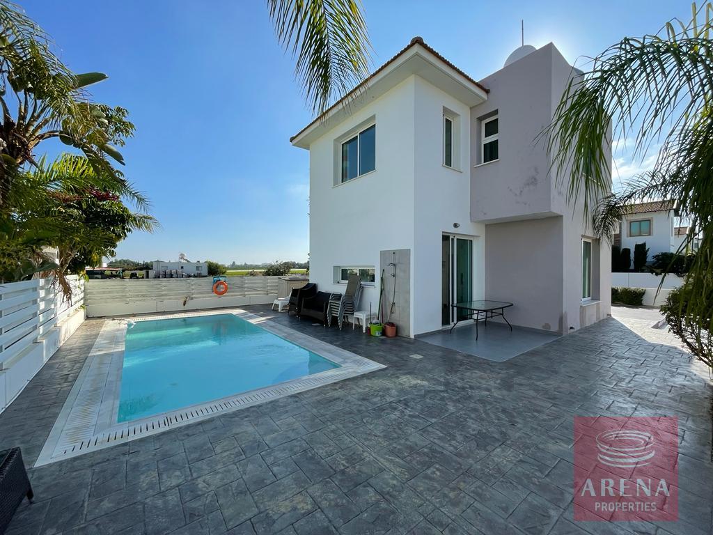 1 3 BED VILA FOR RENT IN AYIA TRIADA 6554