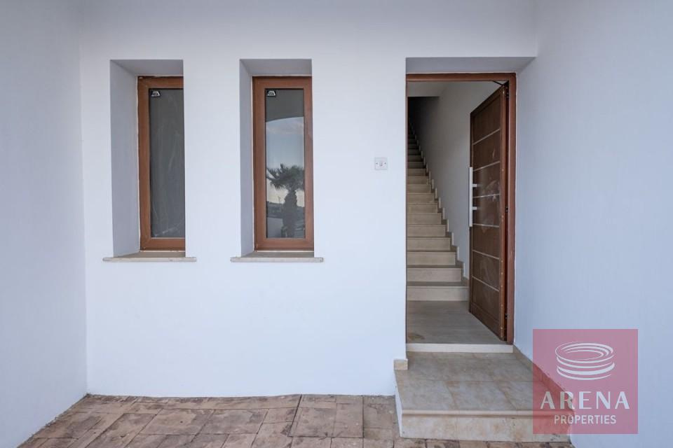 2 BED 1ST FLOOR APT IN PYLA FOR SALE