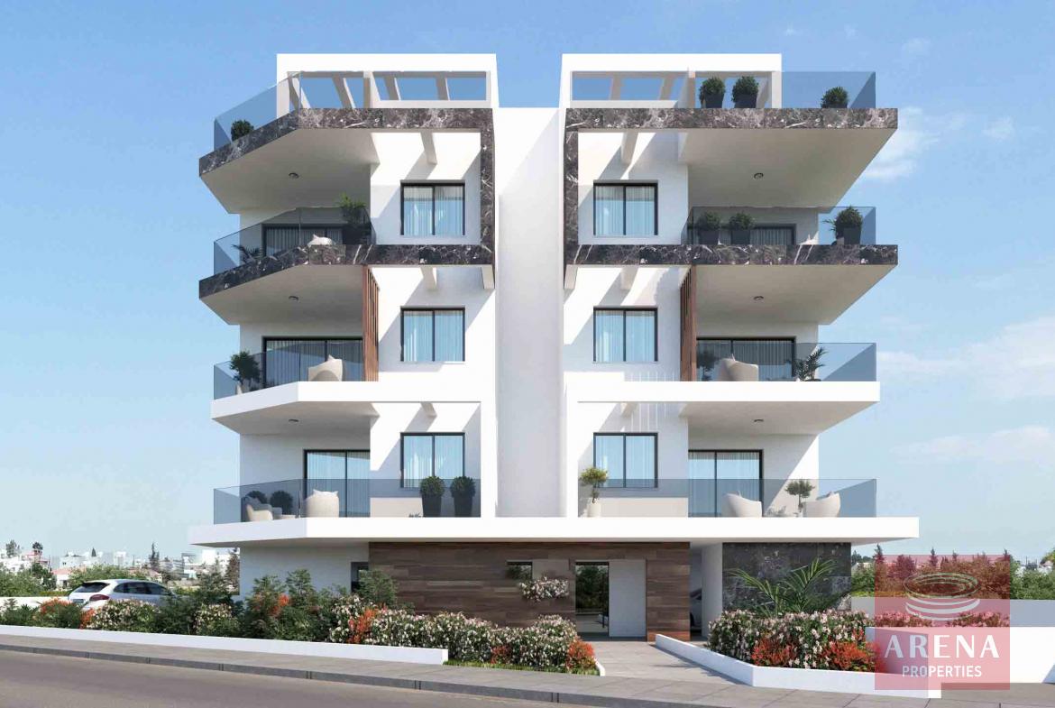Residential Building in Livadia to buy