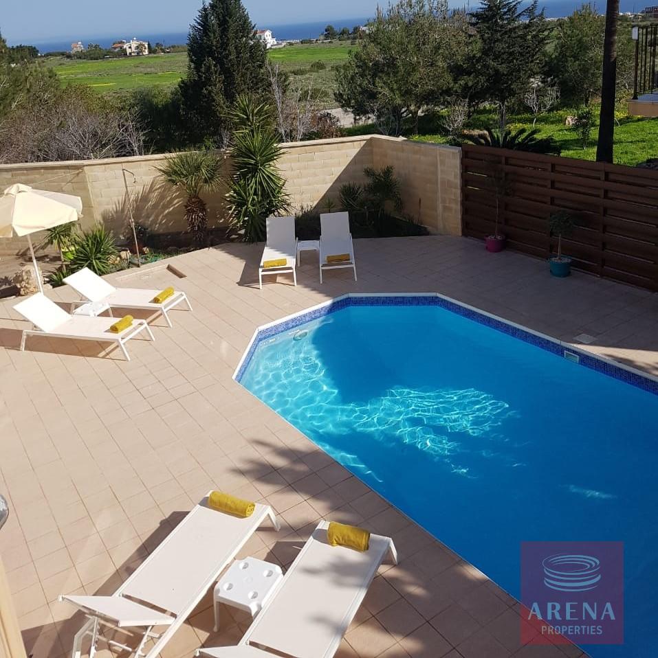 villa for rent in protaras