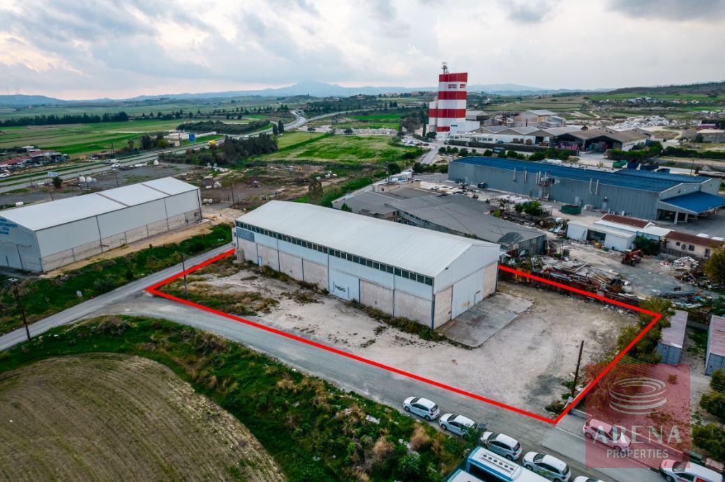 WAREHOUSE IN ARADIPPOU FOR SALE