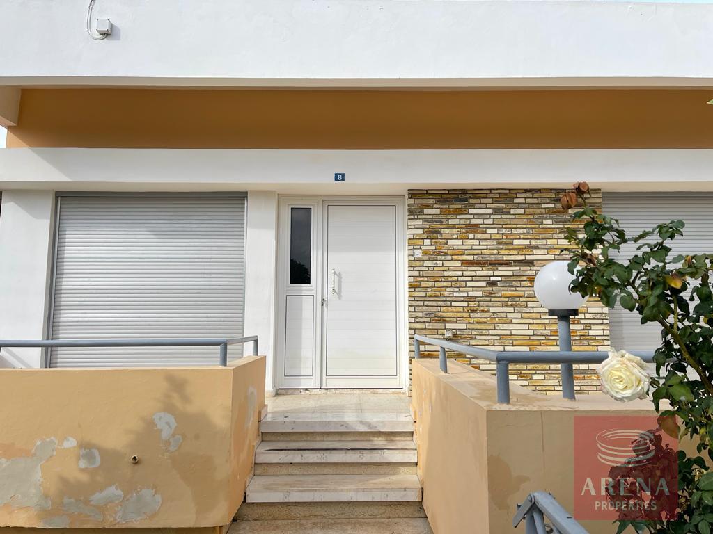 Paralimni rentals
