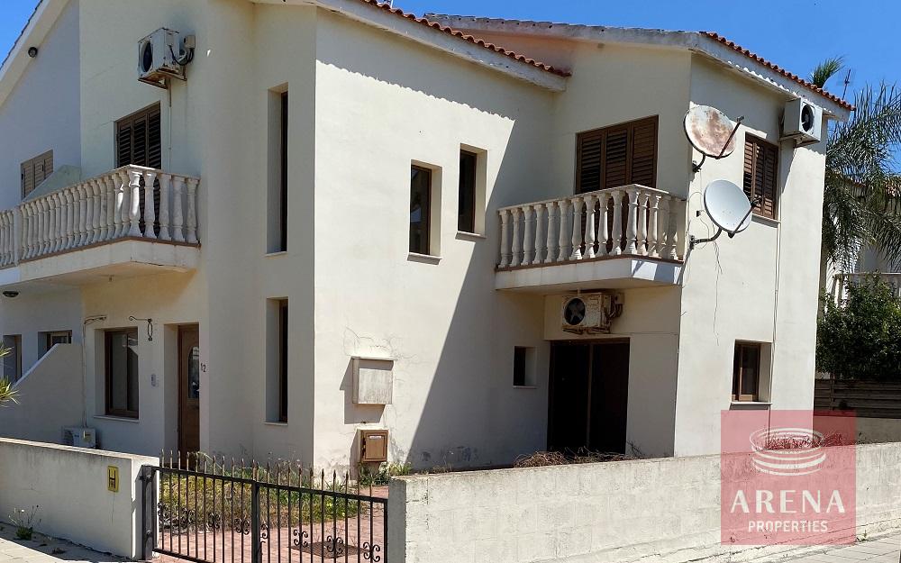 SEMI-DET VILLA IN sOTIRA FOR SALE