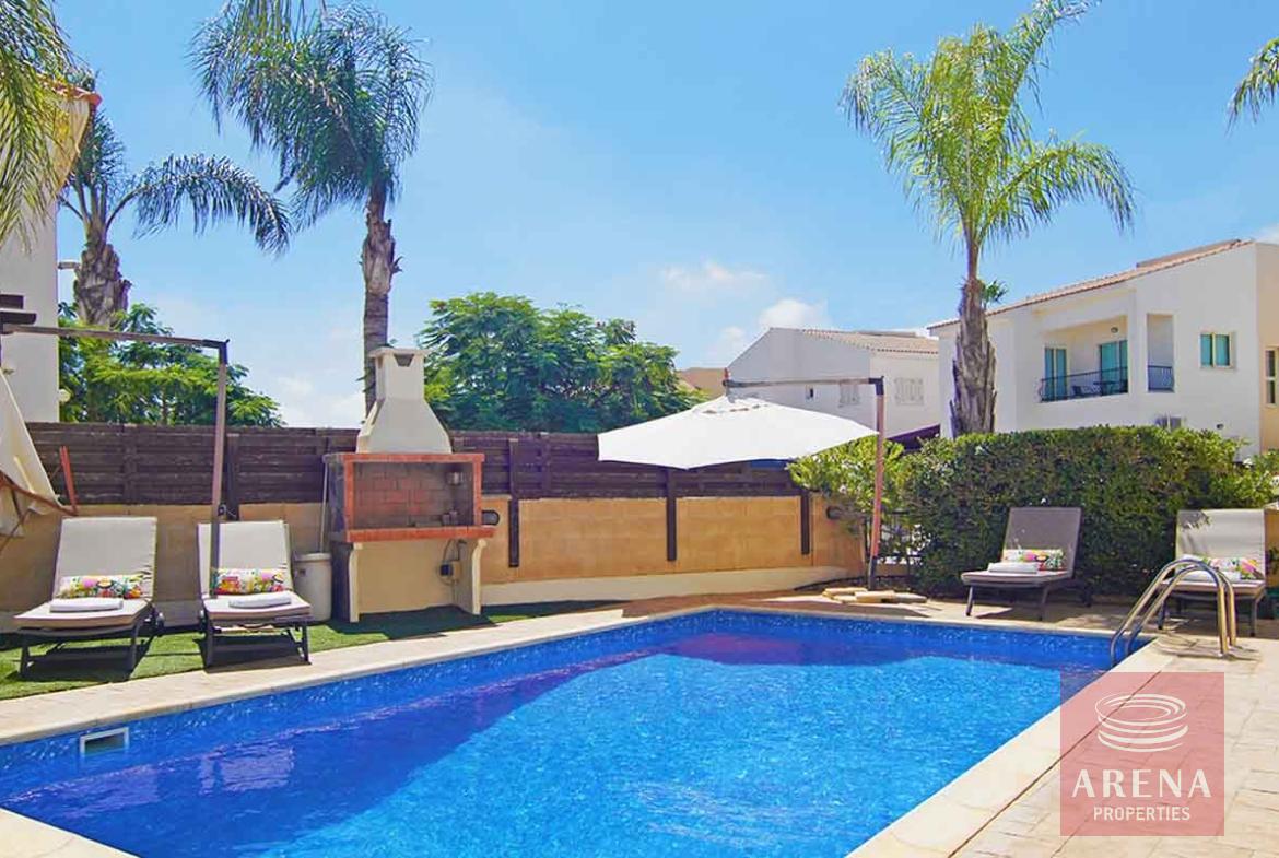 VILLA-IN-PERNERA - pool