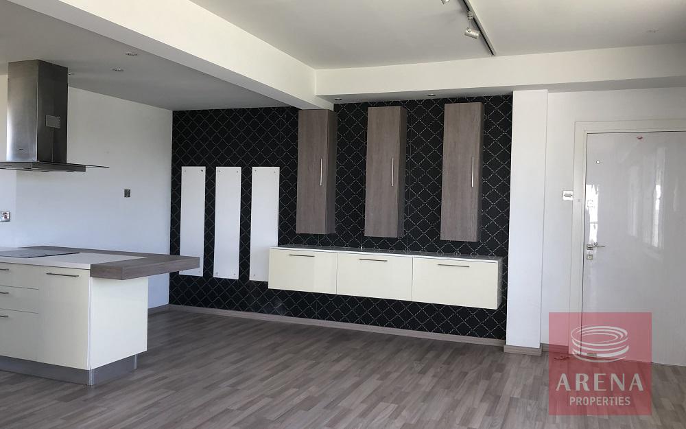 1 BED APT IN ARADIPPOU TO BUY