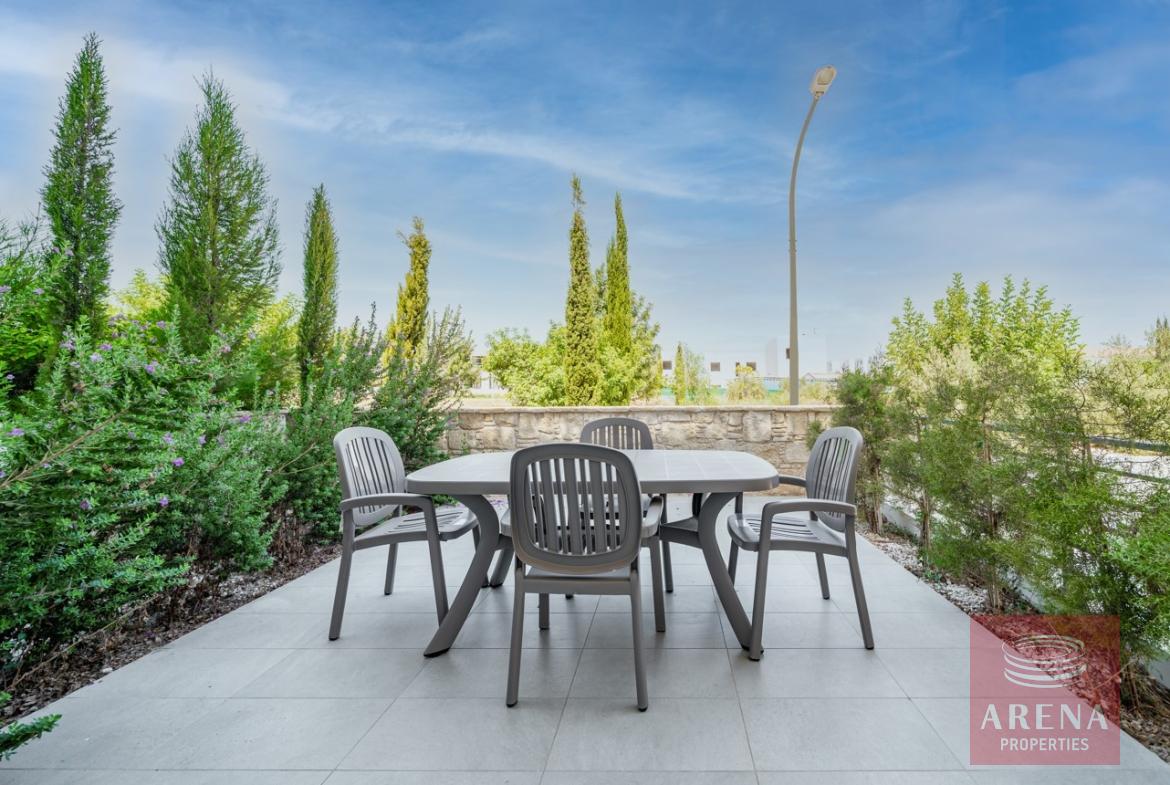 2 bed apt to buy - veranda