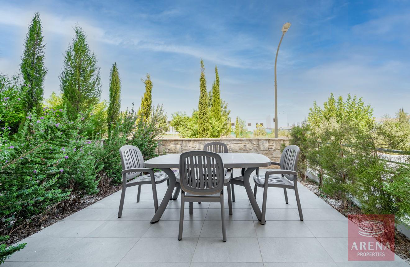 2 bed apt to buy - veranda