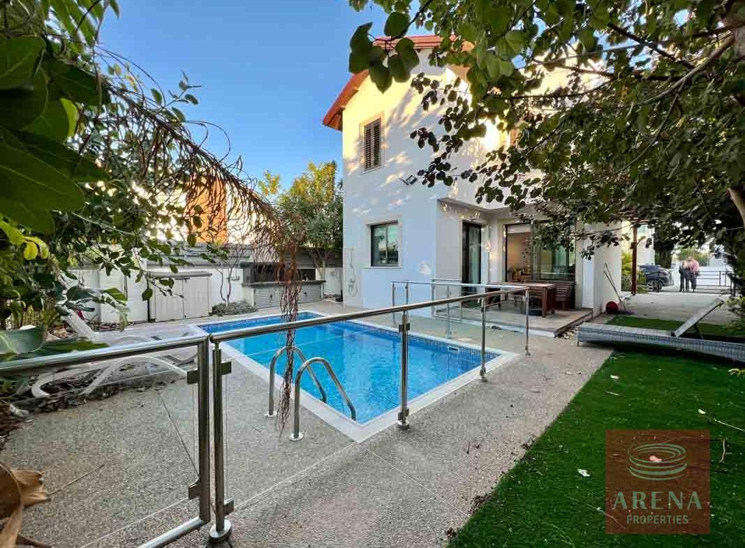 3 bed villa in Ayia Triada to buy