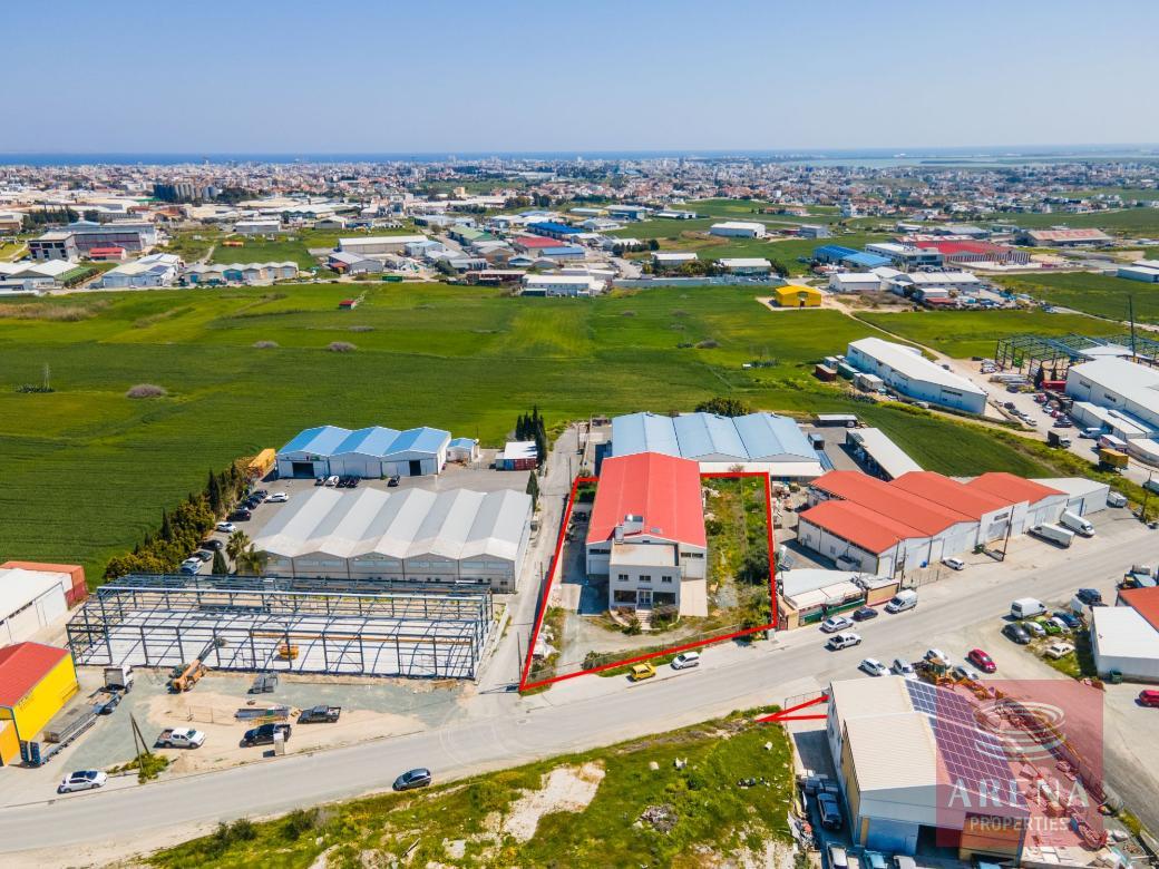 WAREHOUSE-IN-.ARADIPPOU TO BUY