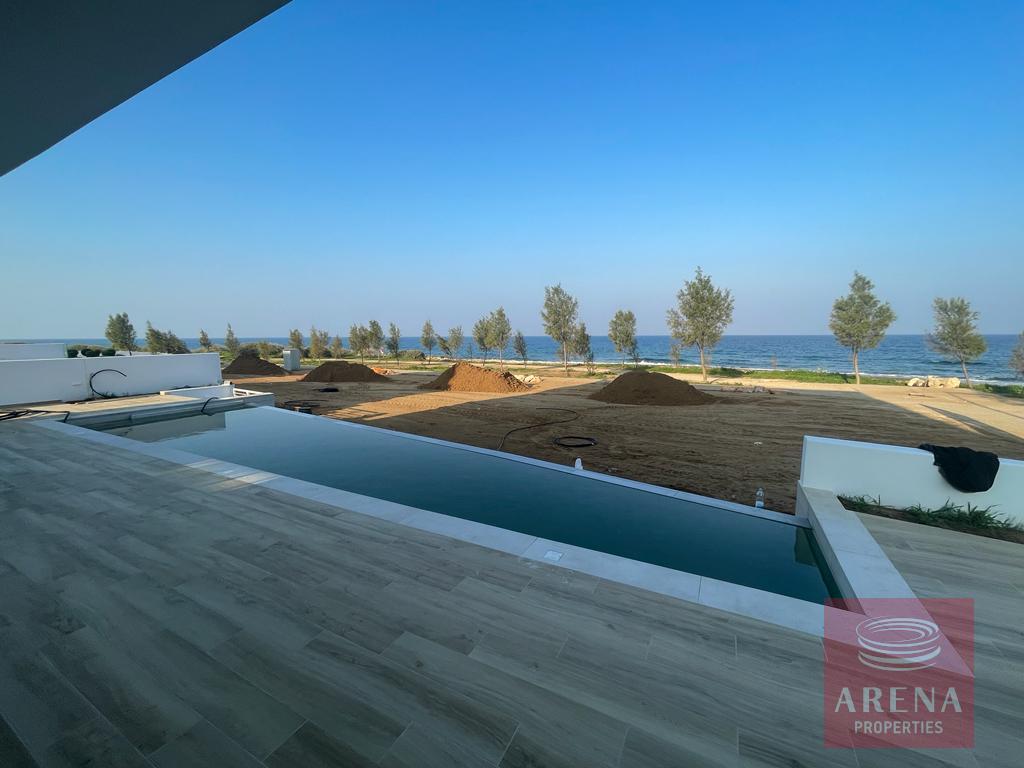 6 SEAFRONT VILLA IN AYIA TRIADA 6597
