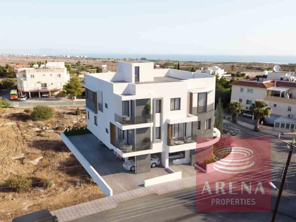 new 1 bed apt in Paralimni