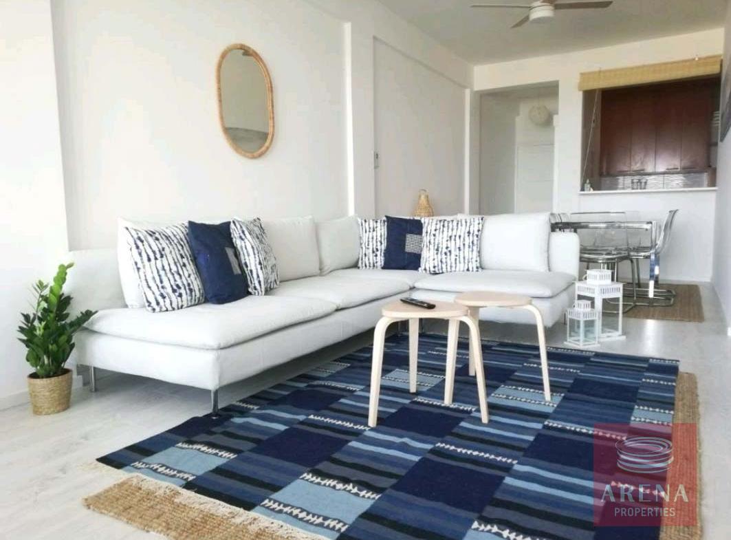3 bed apt in Makenzie
