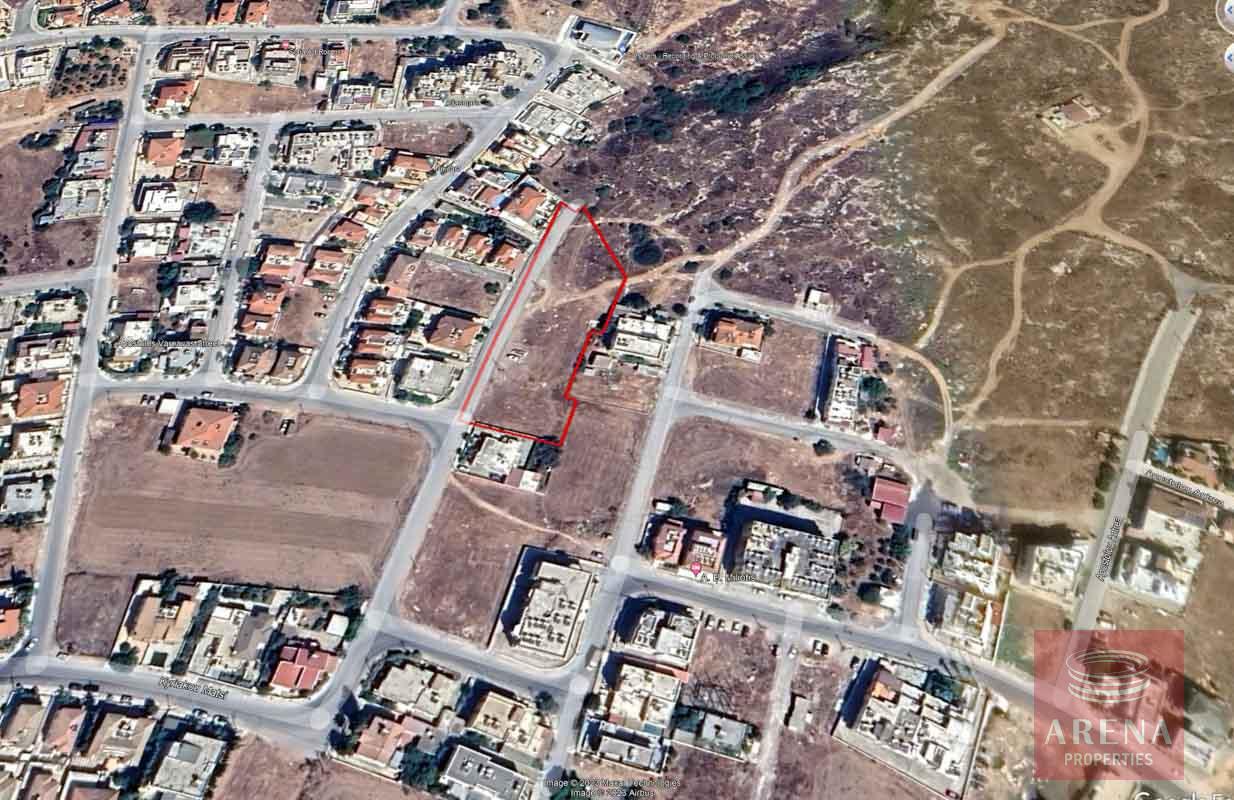 Paralimni plot for sale