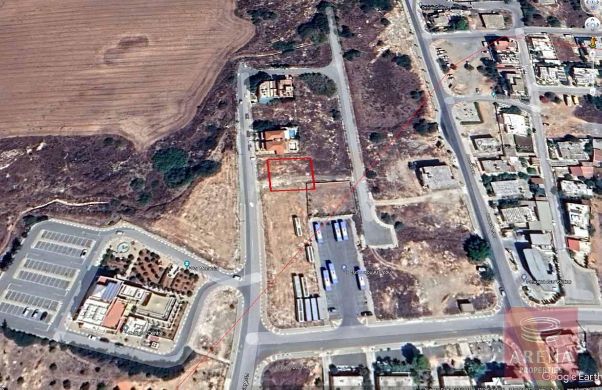 Residential Plot in Derynia