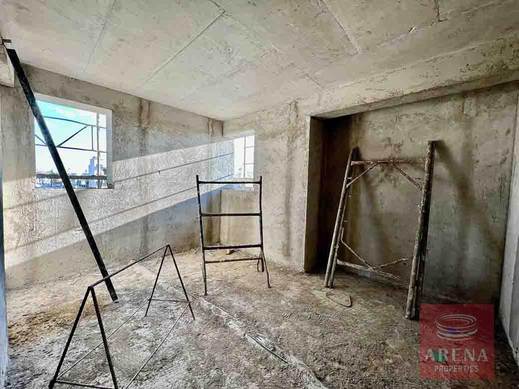 2 BED APT IN DERYNIA TO BUY