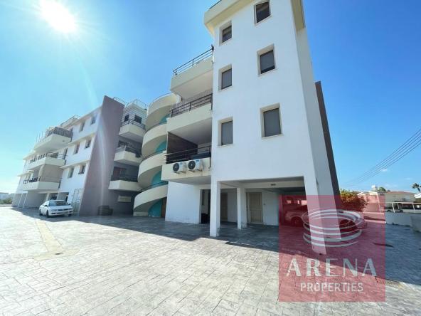 2 bed apt in Aradippou