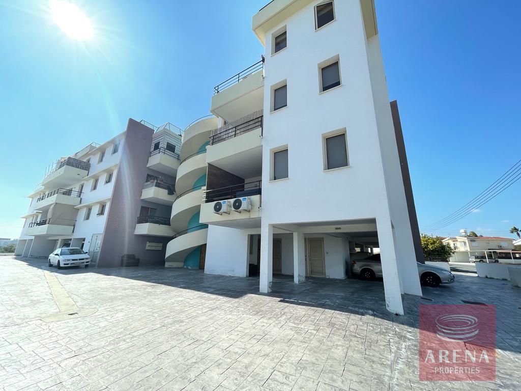 2 bed apt in Aradippou