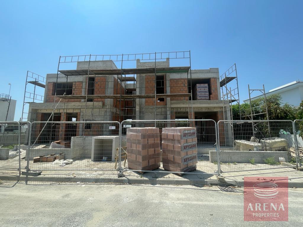 1 3 bed villas in krasas area 6739