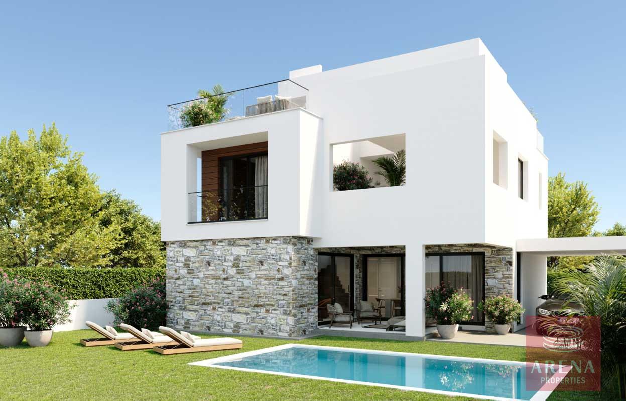 5 bed villa in Pyla