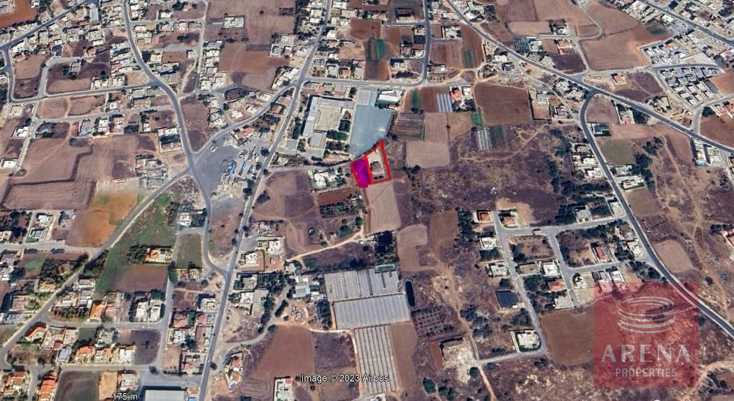 Land in Derynia for sale