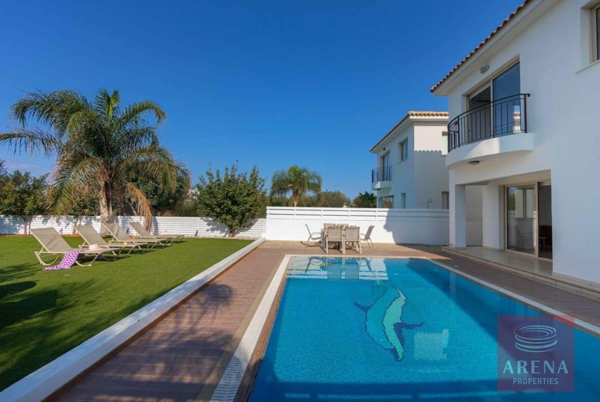 3 bed villa in Pernera to buy