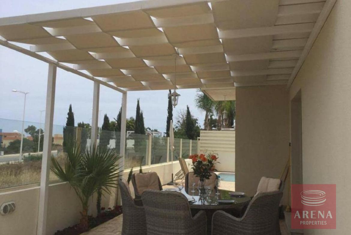 3 bed villa in protaras - veranda