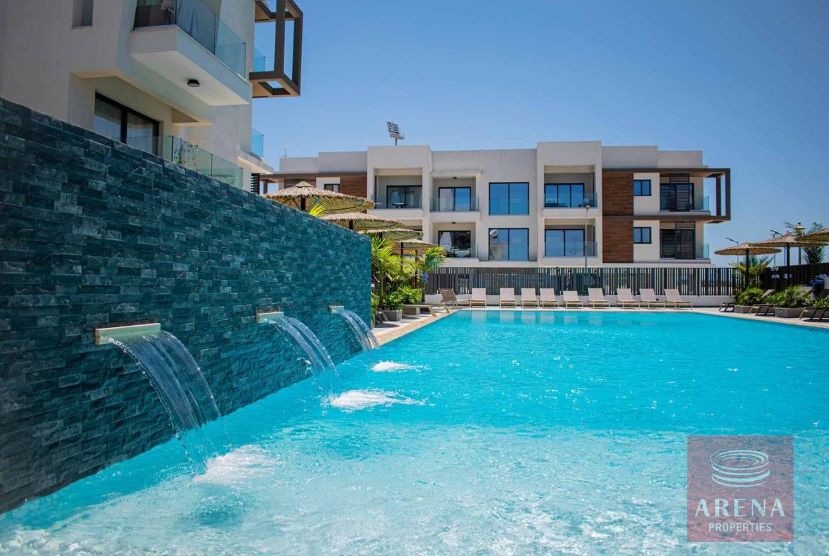 2 BED APT IN PARALIMNI