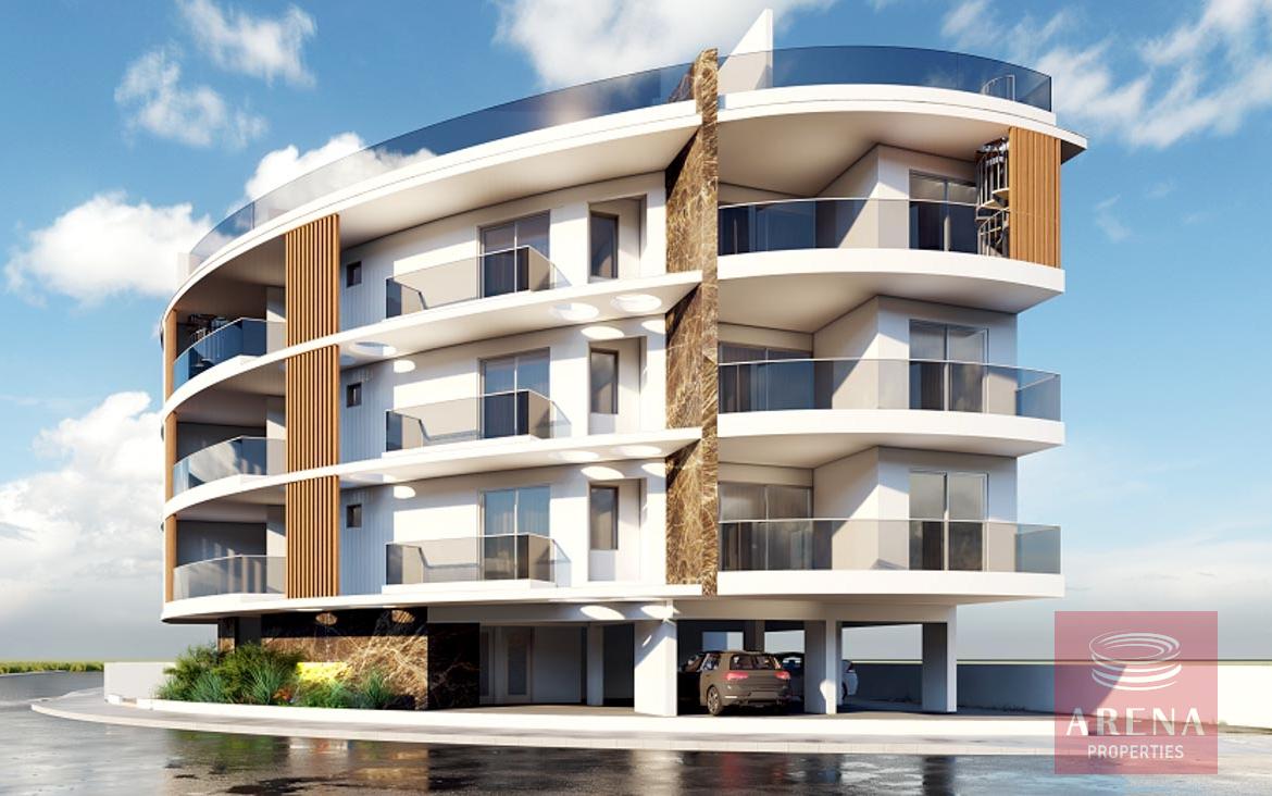 Building for sale in Livadia