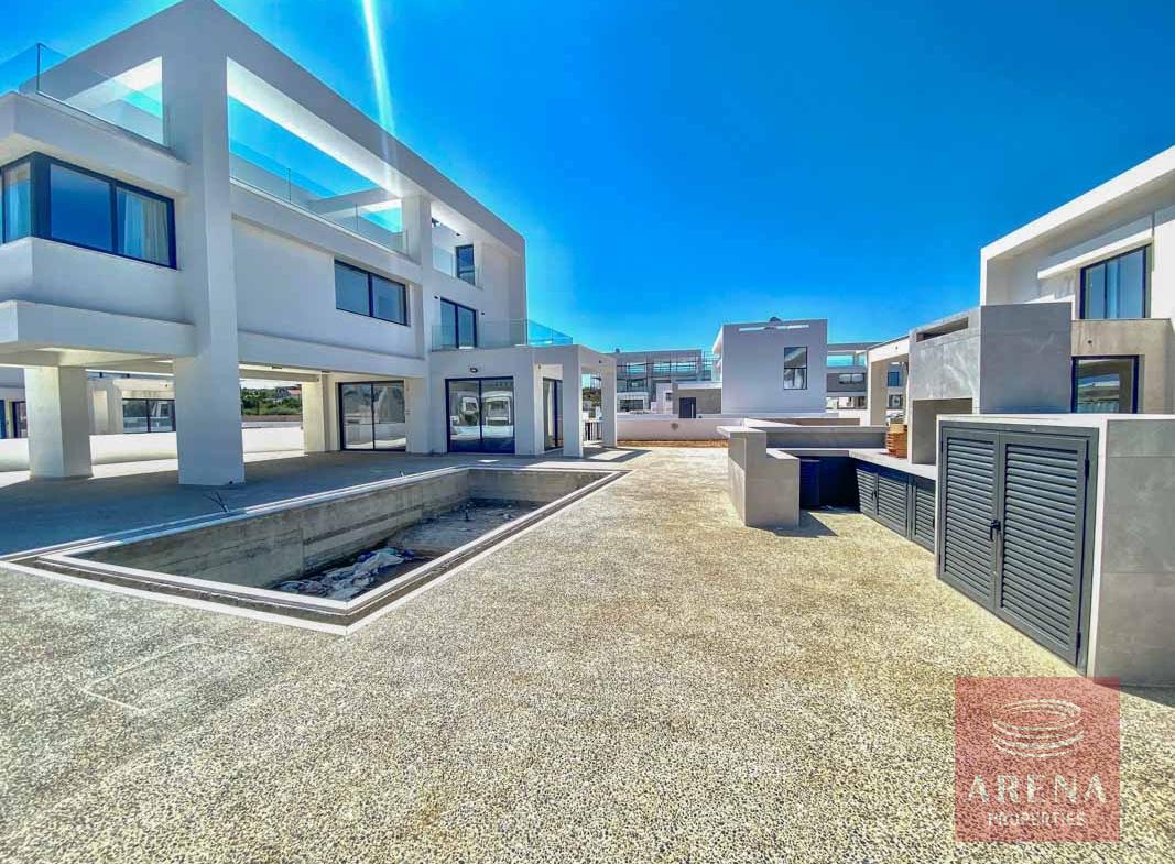 Villa in Pernera for rent