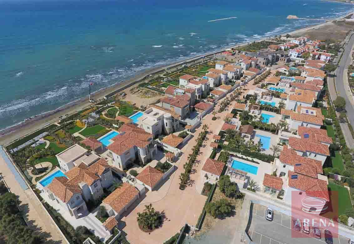 5 BED VILLA IN PERVOLIA TO BUY