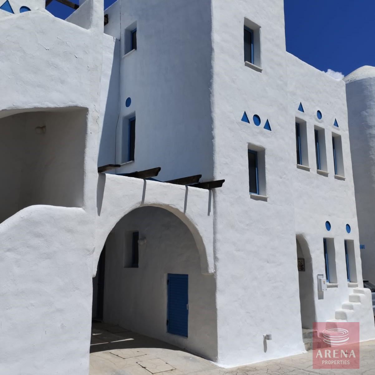 3 BED VILLA FOR RENT IN dERYNIA