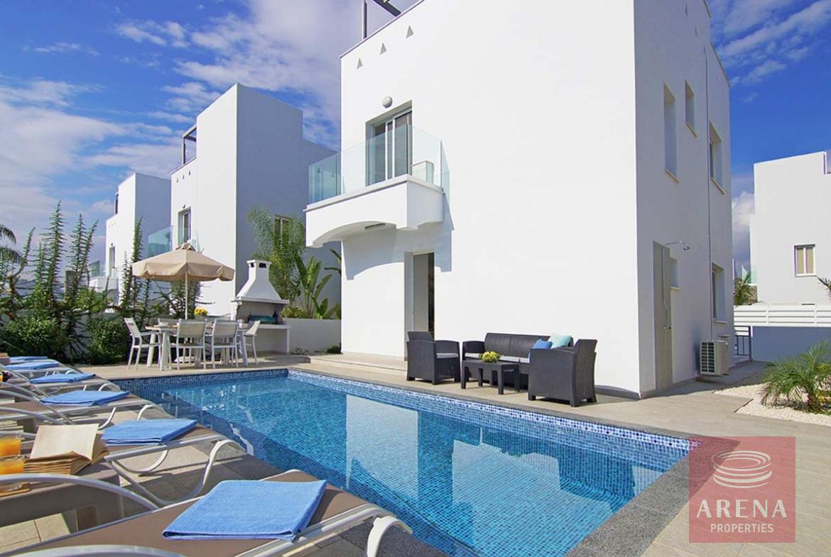 3 bed villa in Ayia Napa