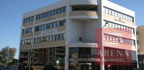 1 OFFICE FOR RENT IN LARNACA 6982