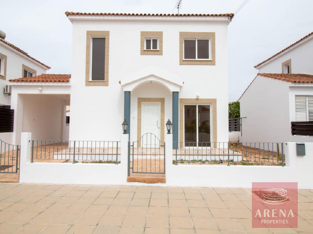 3 bed villa for sale in vrysoulles - detached property