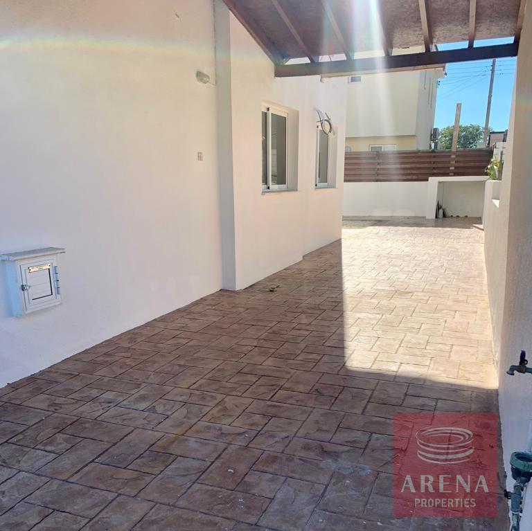 3 BED HOUSE IN XYLOFAGOU - COVERED PARKING