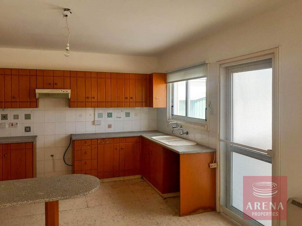 2 BED APT IN KAPPARIS - KITCHEN