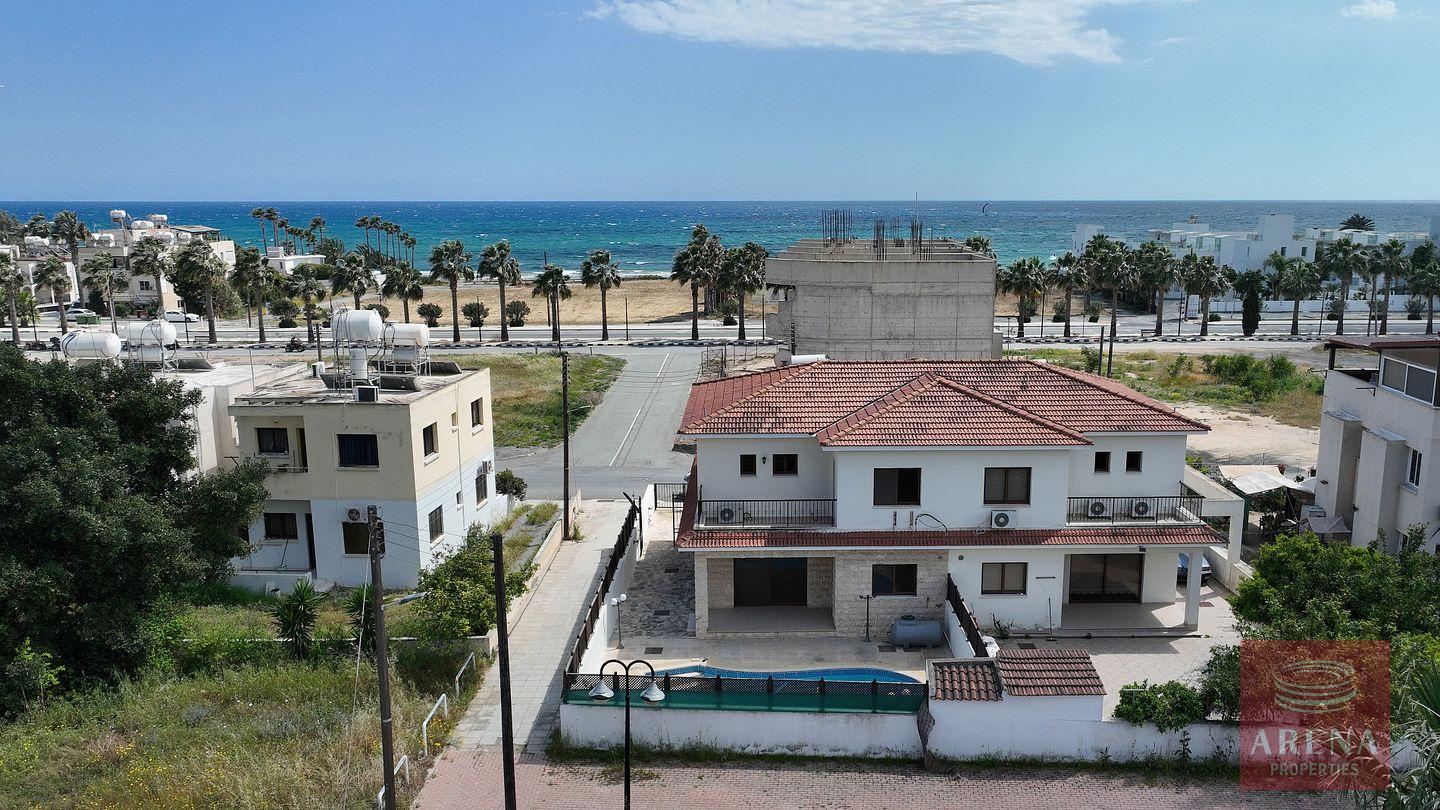 7 VILLA IN PYLA 6947