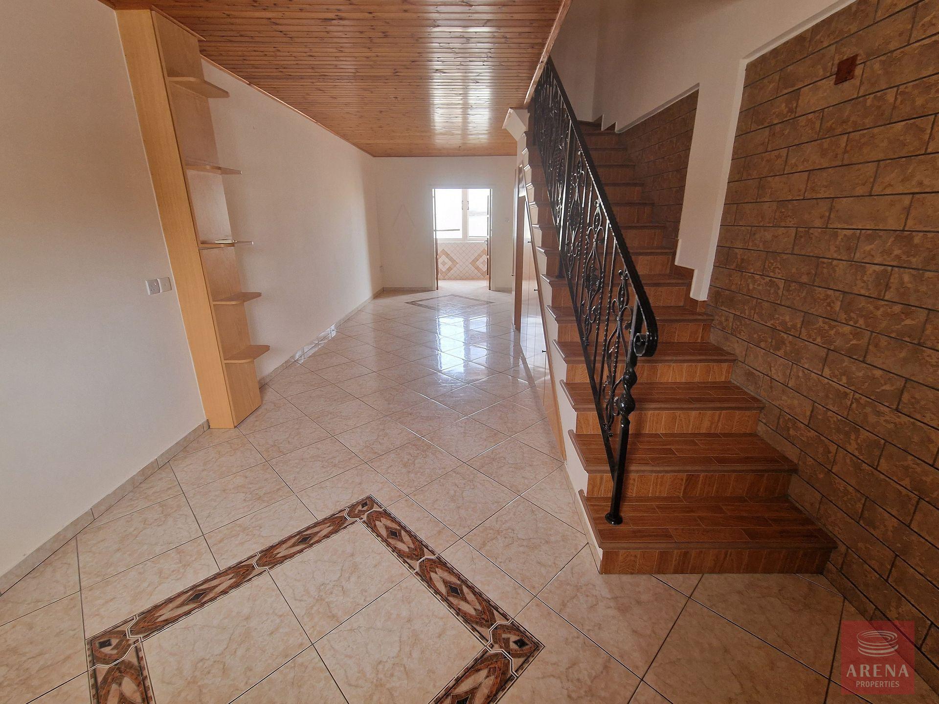 2 BED DUPLEX APT IN DERYNIA