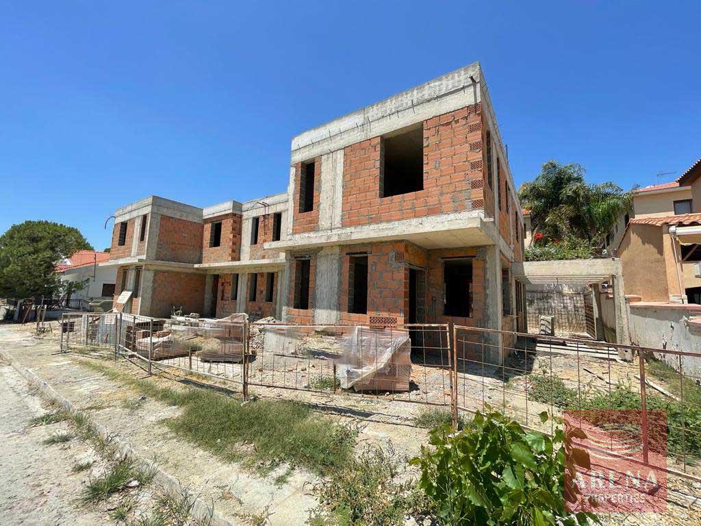 1 3 bed th oroklini 7053