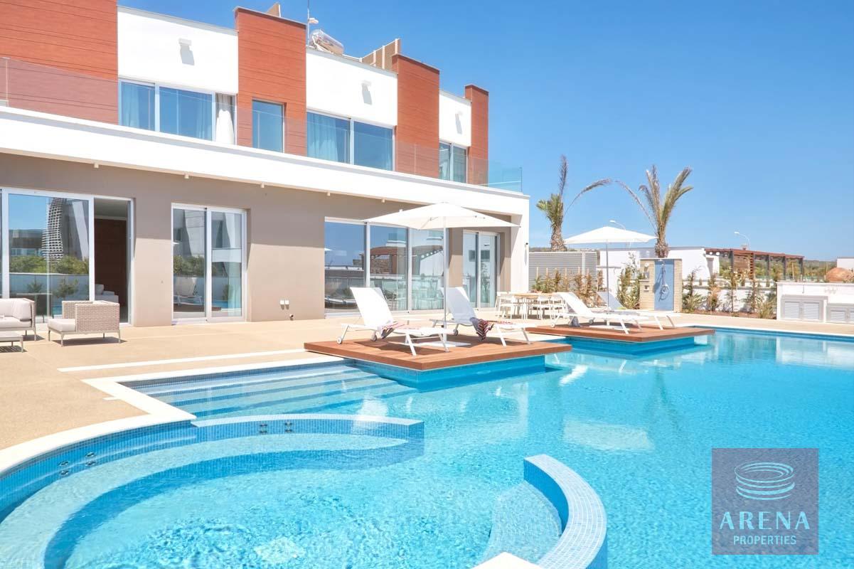 villa for sale in Ayia Napa