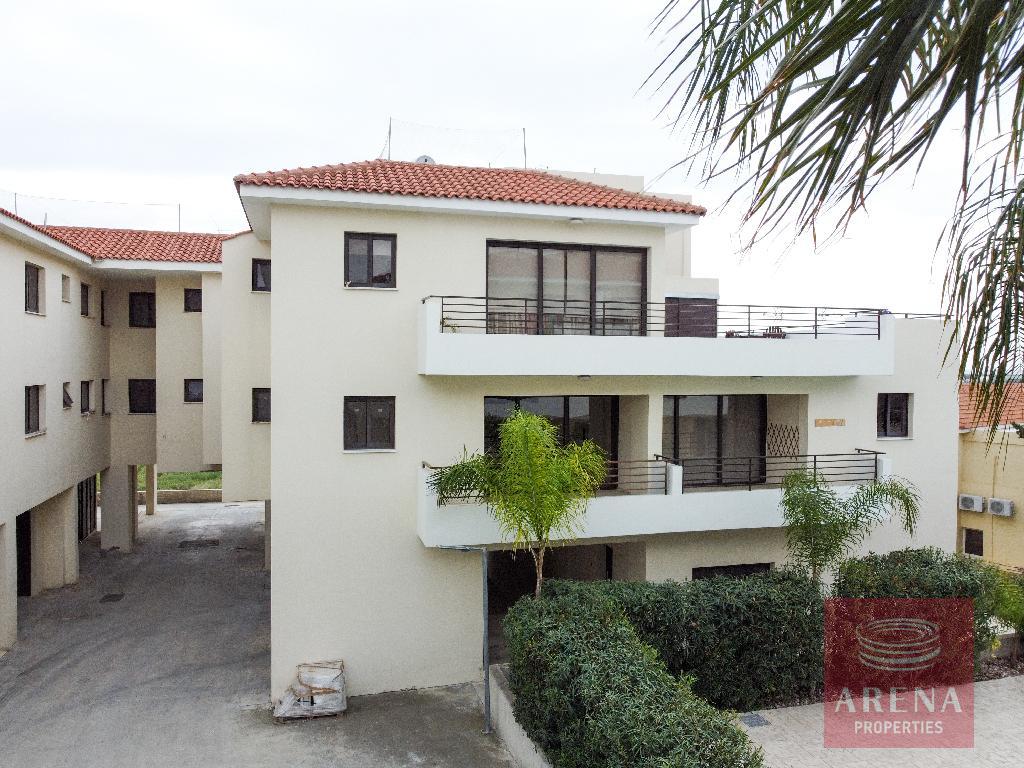 2 2 BED APT TERSEFANOU 7072