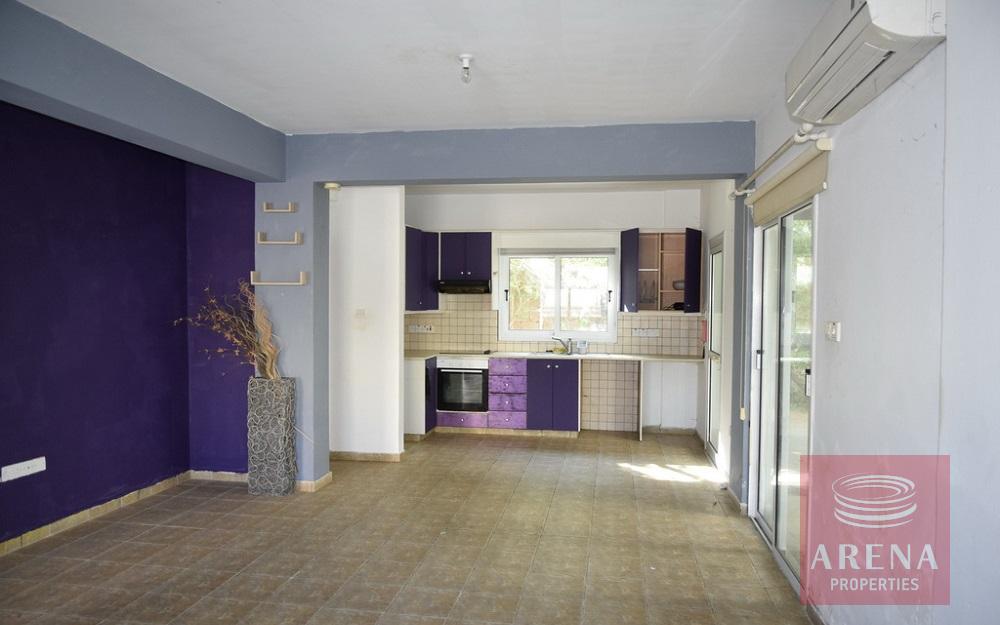3 BED VILLA IN AYIA TRIADA - KITCHEN