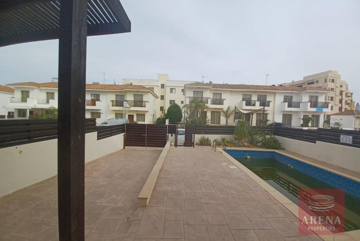 villa in Pernera for sale